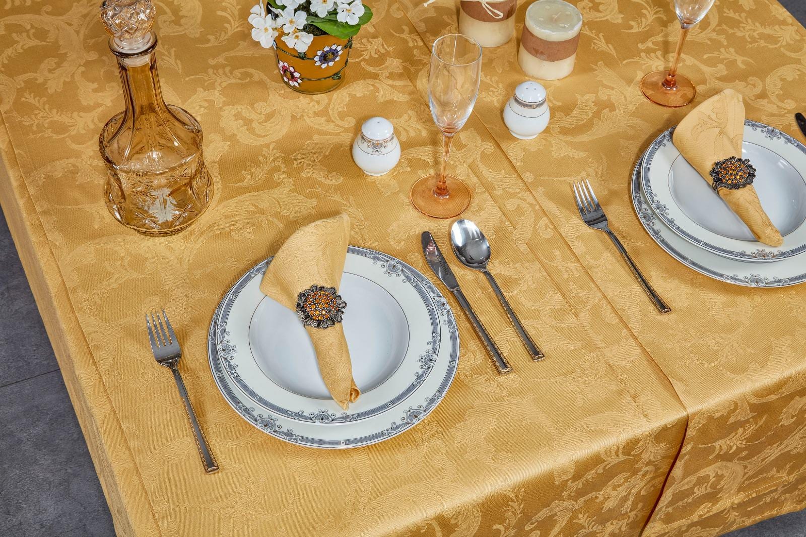 Kitchen & Table Textiles